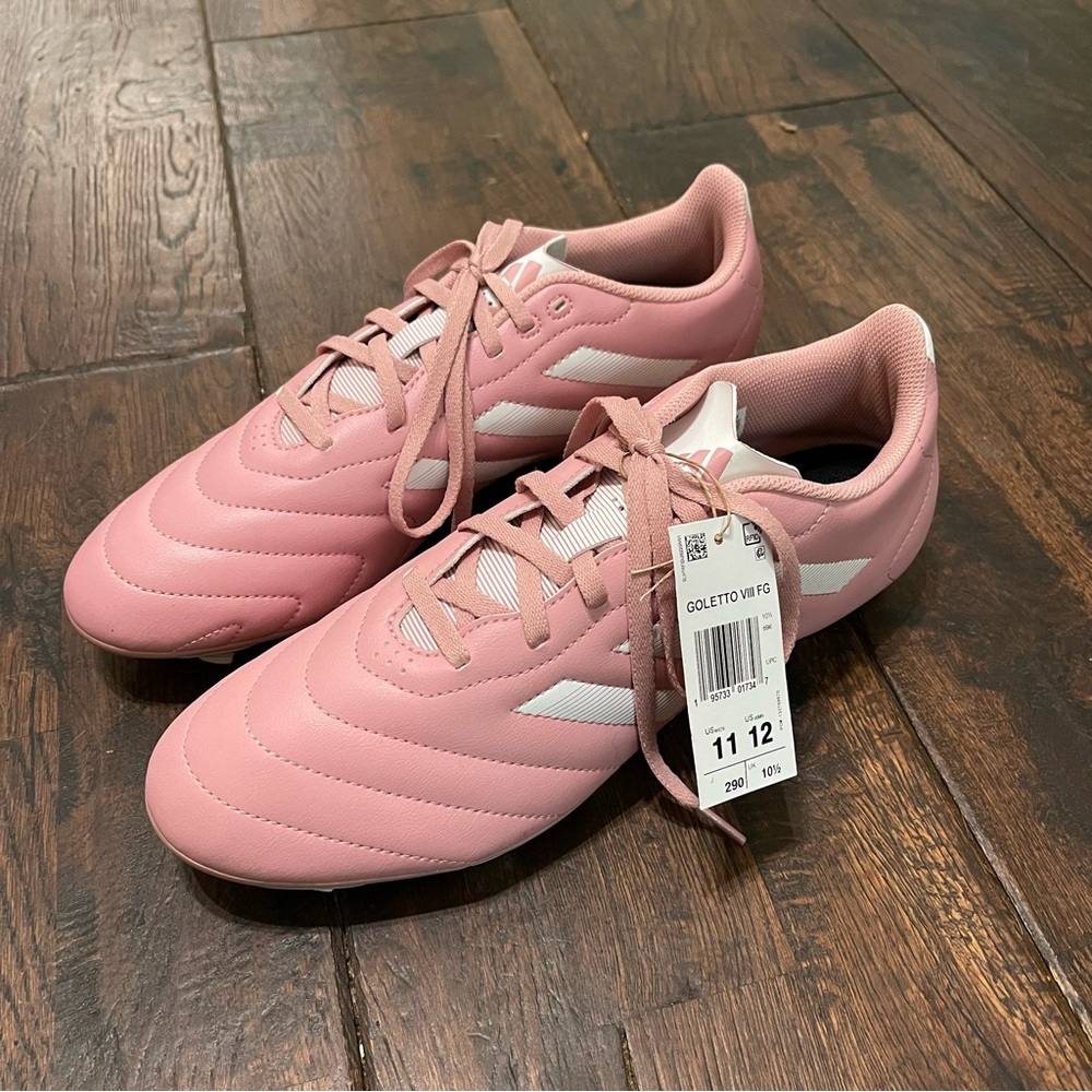 Adidas unisex  Soccer Shoes cleats spikes running football